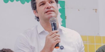 Léo Bezerra faz faxina na gestão e exonera 38 servidores desde as eleições