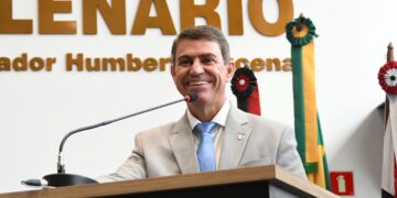 Bastidores: após resultado negativo nas eleições, Dinho é cotado para assumir secretaria na PMJP