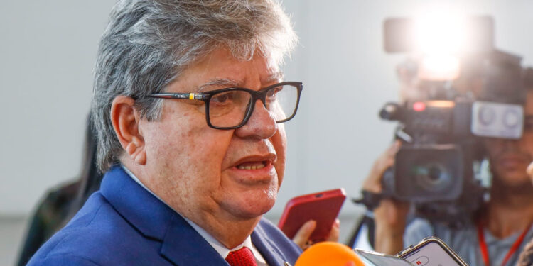 João Azevêdo diz que acordo com Republicanos garantiu apenas 1º biênio da ALPB: “Segundo ficou em aberto”